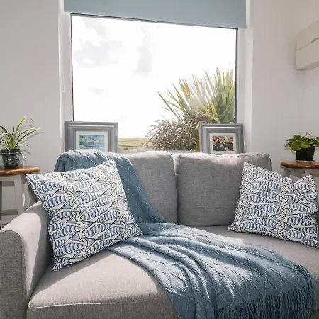 Trenance Apartment *